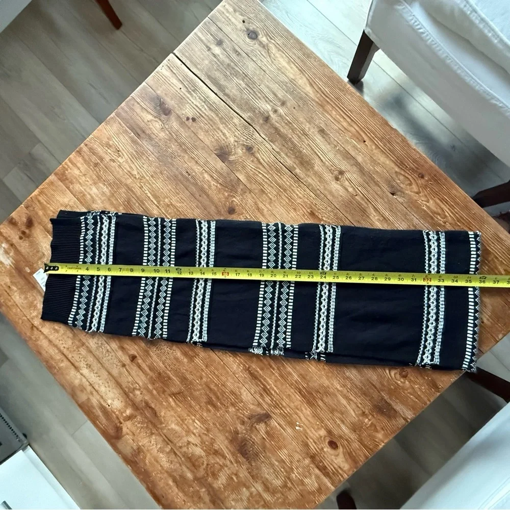 Talbots Women's Merry Fair‎ Isle Scarf Black/White 6' x 10